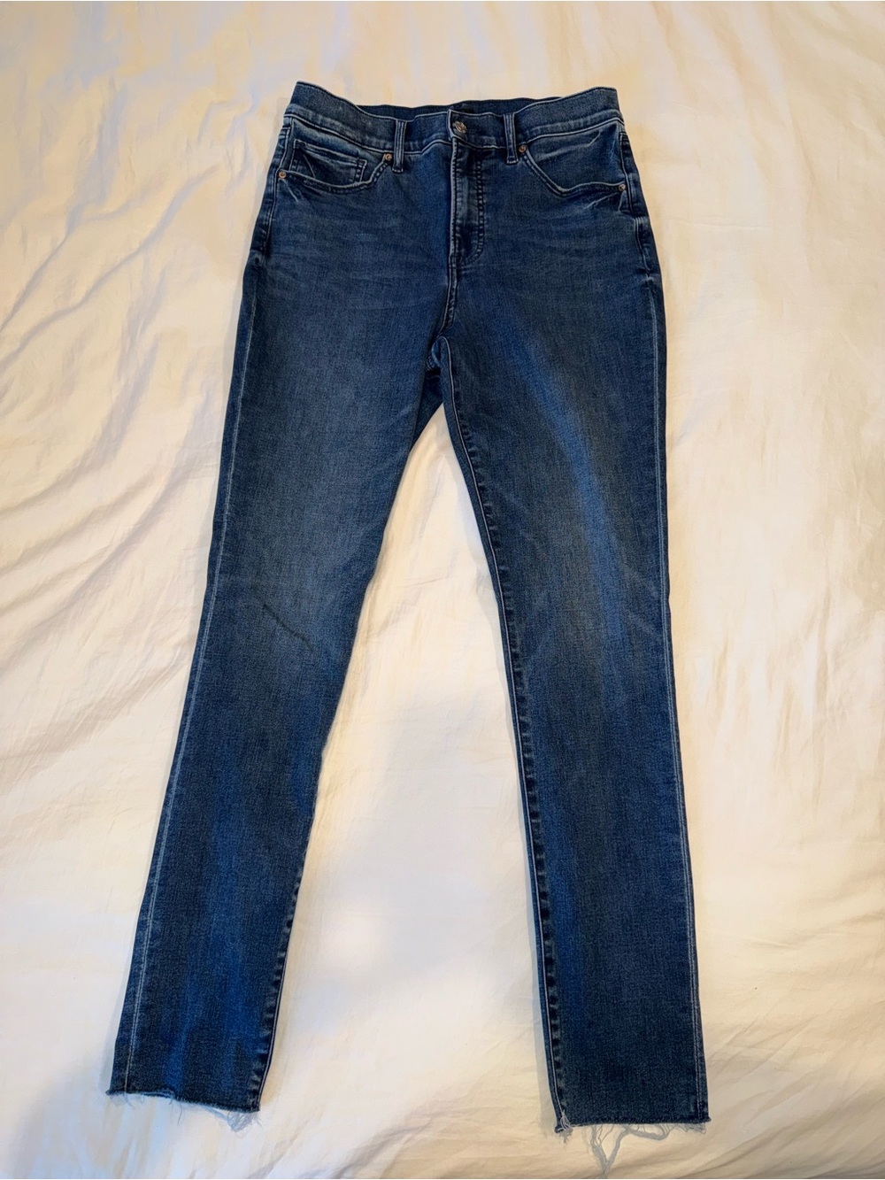 Express Women's Skinny High Rise Hyper Stretch Dark Indigo Jeans, size 10L